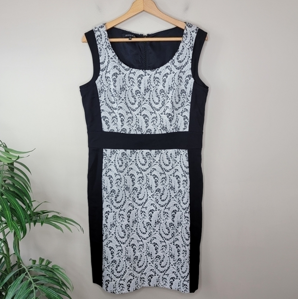 Lafayette 148 | Black & Ivory Lace Sheath Dress Size 12